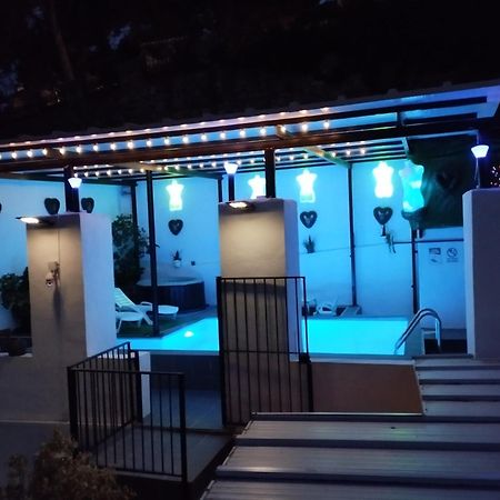 Pinar Suites Habitaciones 토레몰리노스 외부 사진