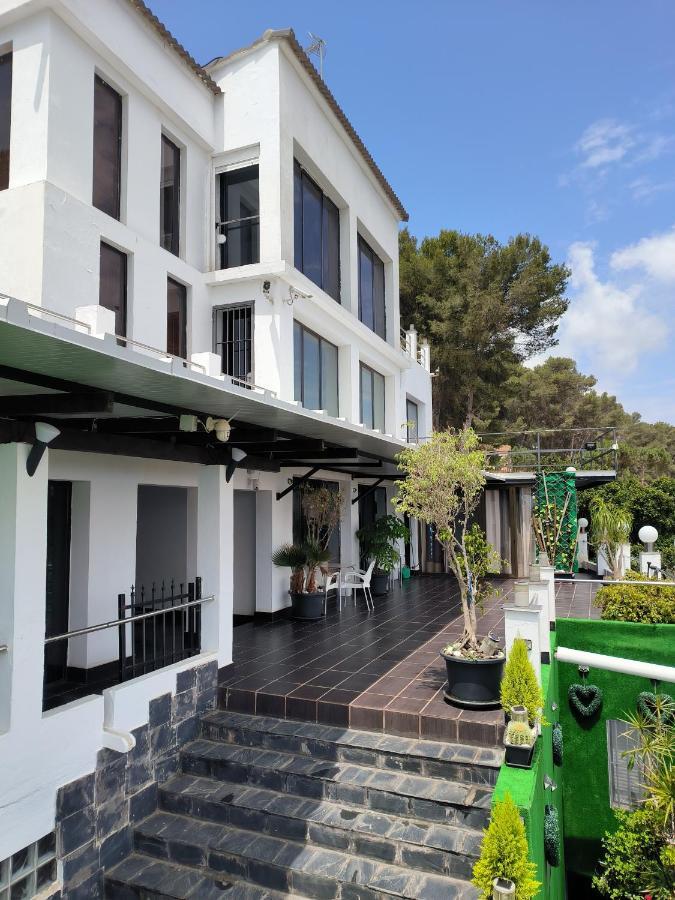 Pinar Suites Habitaciones 토레몰리노스 외부 사진