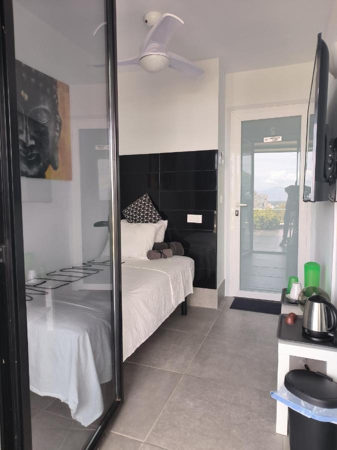 Pinar Suites Habitaciones 토레몰리노스 외부 사진