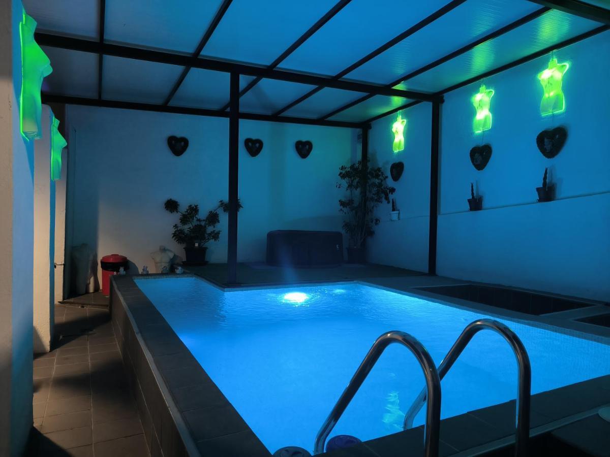 Pinar Suites Habitaciones 토레몰리노스 외부 사진