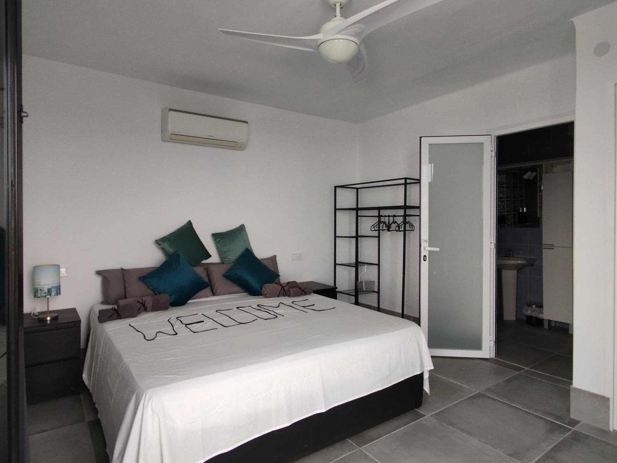 Pinar Suites Habitaciones 토레몰리노스 외부 사진