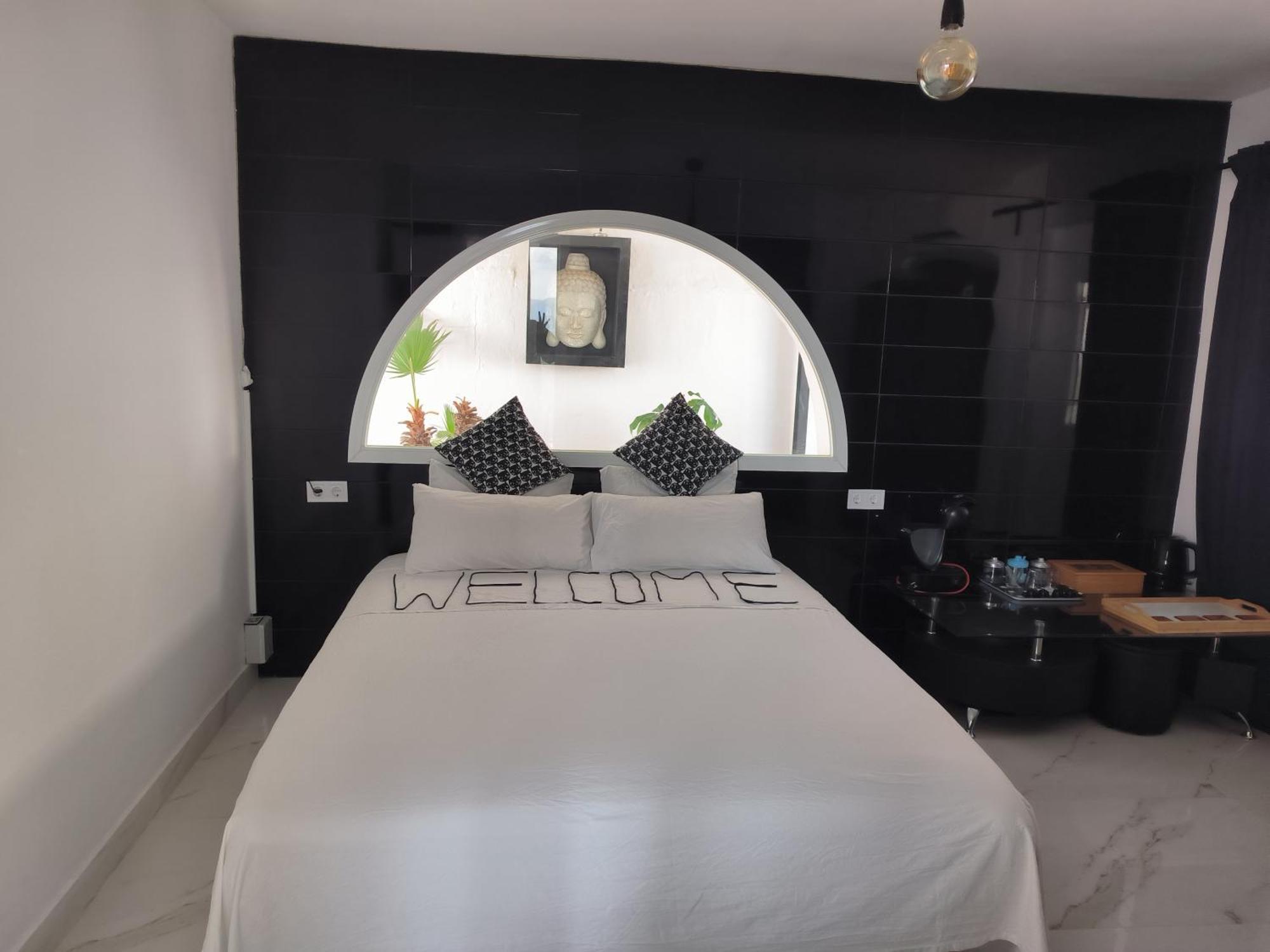 Pinar Suites Habitaciones 토레몰리노스 외부 사진