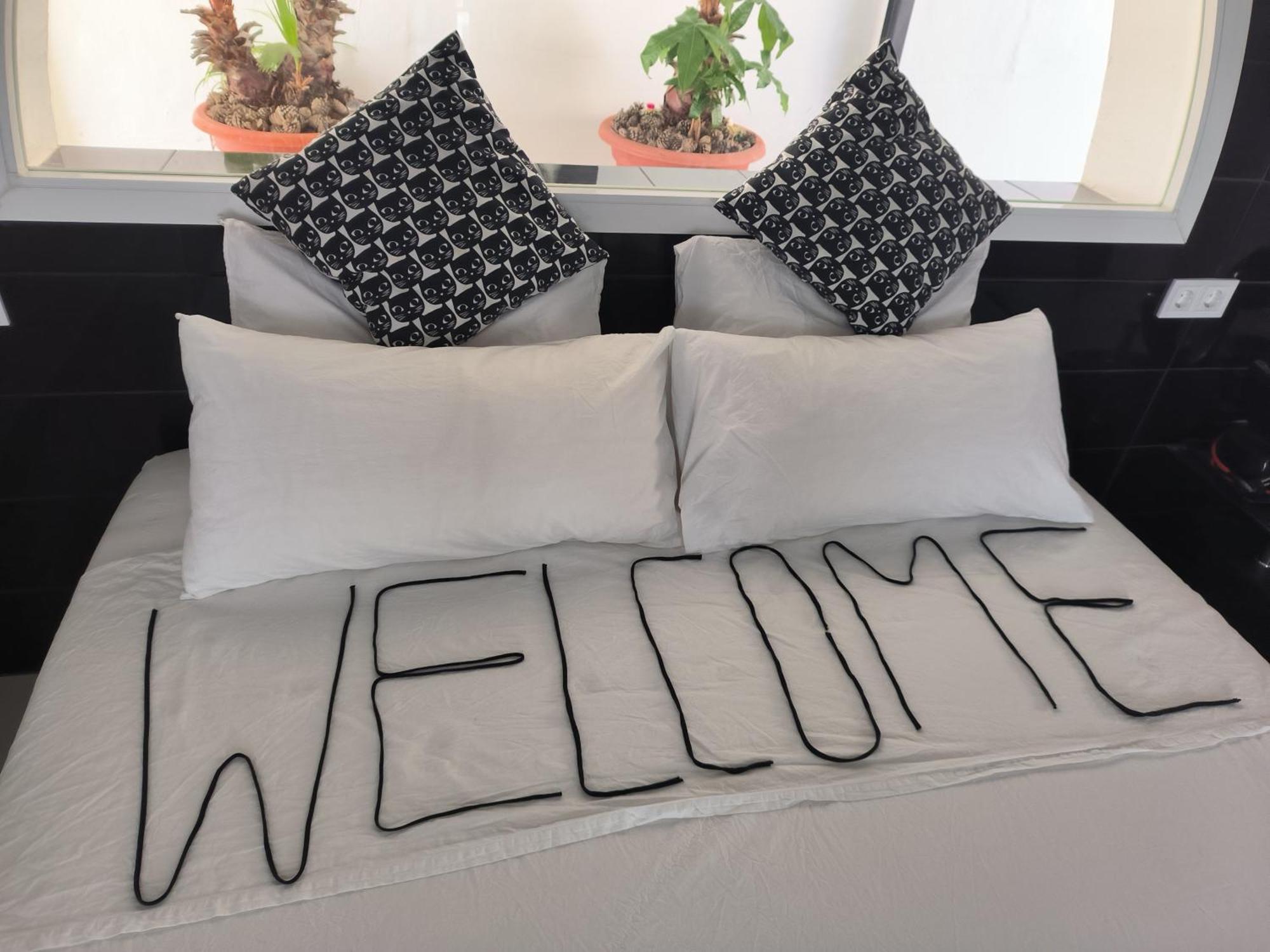 Pinar Suites Habitaciones 토레몰리노스 외부 사진