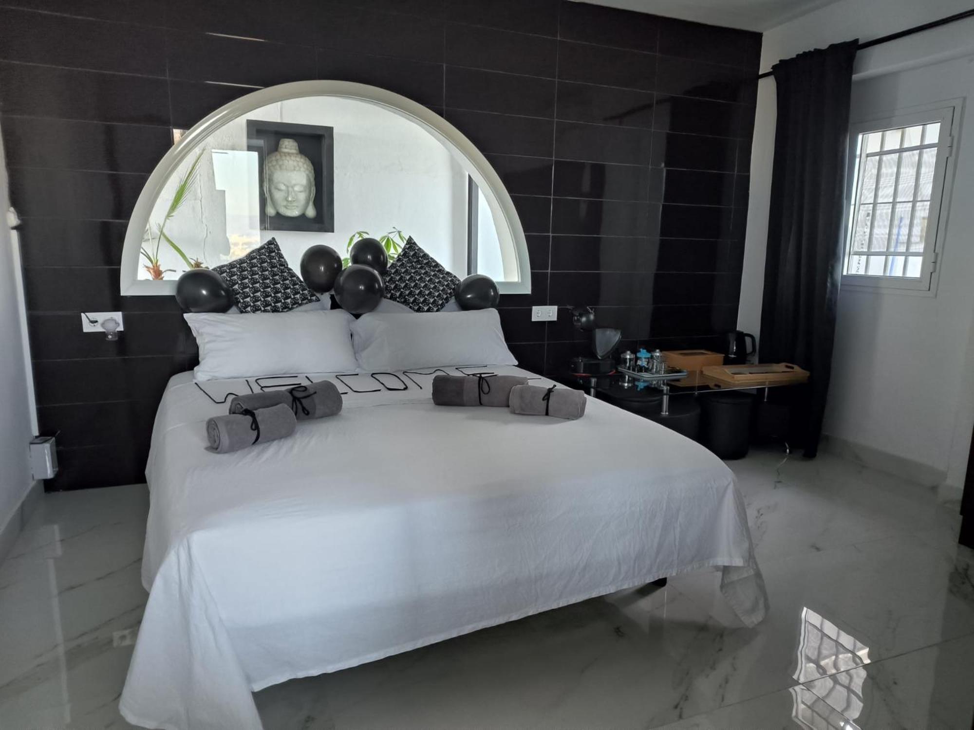 Pinar Suites Habitaciones 토레몰리노스 외부 사진