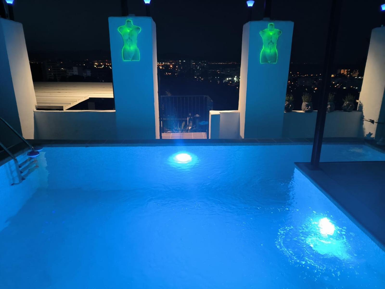 Pinar Suites Habitaciones 토레몰리노스 외부 사진
